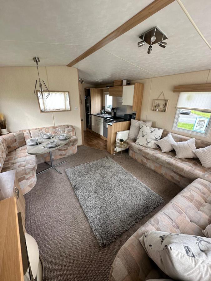 Hotel 6 Berth Caravan On Marine Holiday Park Rhyl Esterno foto